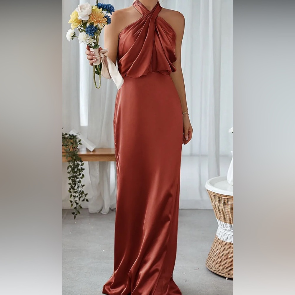 Chic Halter Neck Rust Dress